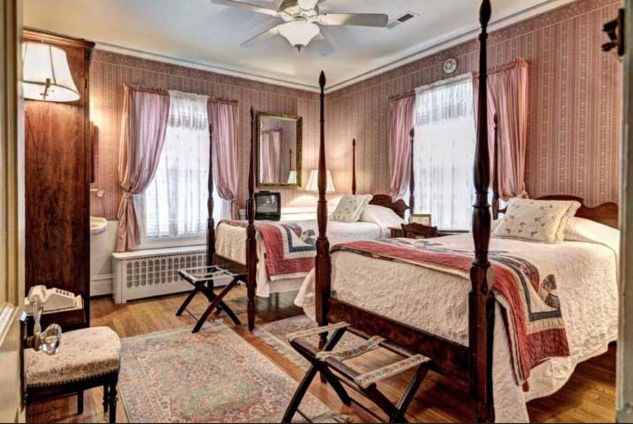 Colonial Capital B&B Williamsburg Eksteriør billede